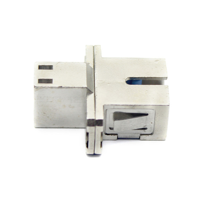 Speichertemperatur -40°C bis 85°C Metallgehäuse SC UPC zu LC UPC Simplex-Faseroptikadapter mit Flansche