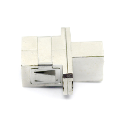 FTTH-Netzwerk-Faseroptik SC/UPC zu LC/UPC-Simplex-Adapter in Metallgehäuse mit Flansche 0,2 dB 500 Zyklusdurchlauf