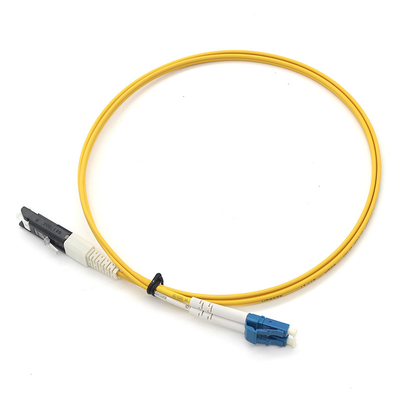 Einmodige Glasfaserpatchkabel mit PVC-Duplex LC UPC bis VF45 für Breitbandlösungen