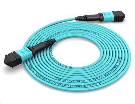 OM3 Mpo-zu-Mpo-Faserkabel für Datencenter im Innenbereich Wasserdichtes Mtp-Patch-Kabel